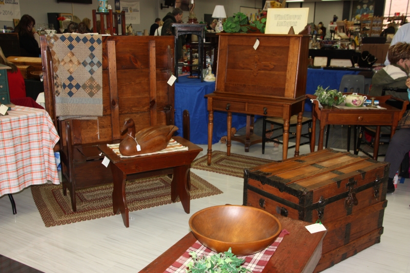 winter-antiques-vintage-show-in-bay-westlake-bay-village-observer